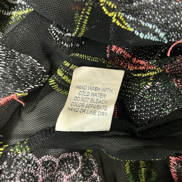 Honey Punch Sheer Embroidered Floral Bodysuit Sz S — Sheer Mesh, Floral Appliqué - Picture 13 of 16